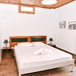 Holiday home Barreira Beachfront 1 *