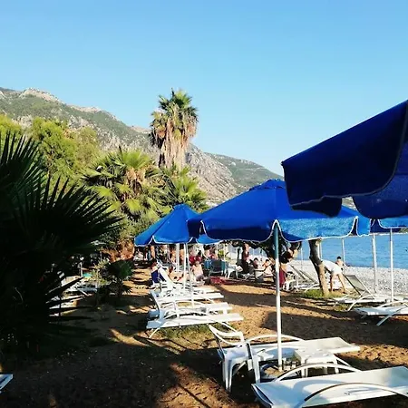 Barreira Beachfront 1 펜션 *